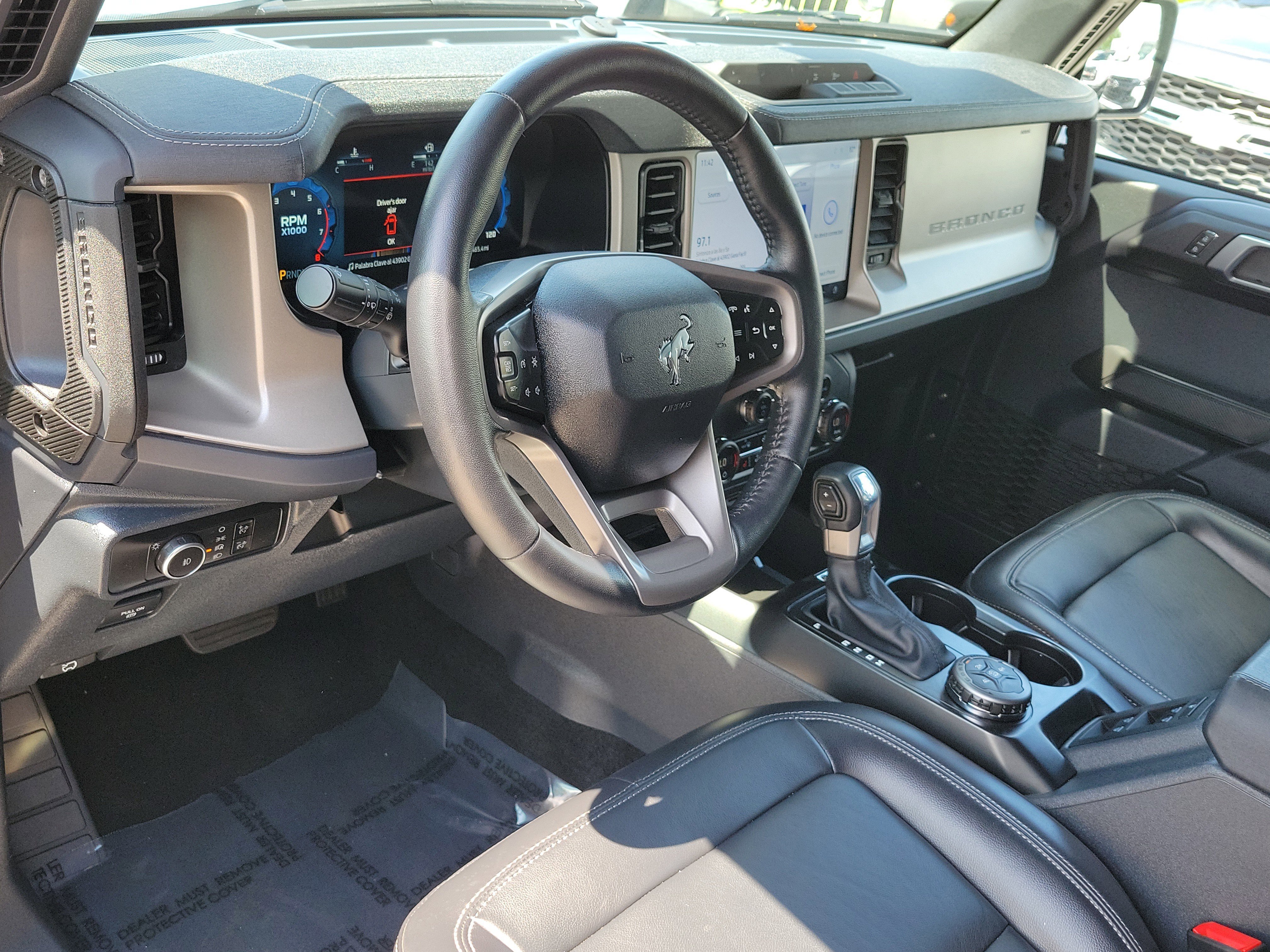 Certified 2025 Ford Bronco Outer Banks AWD/4WD image 20