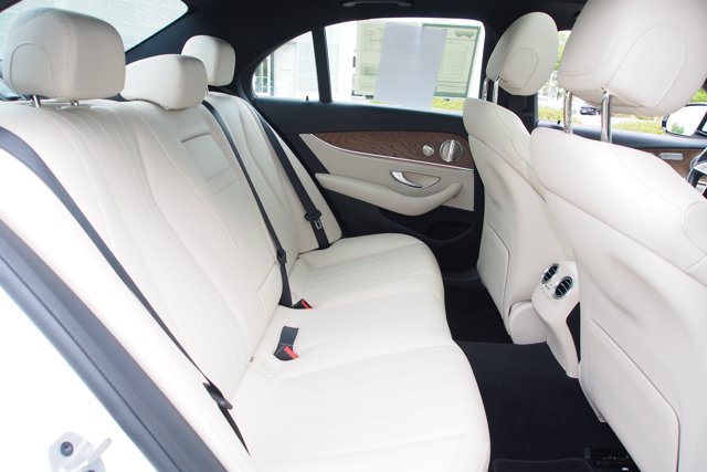 Used 2023 Mercedes-Benz E 350 Sedan image 15