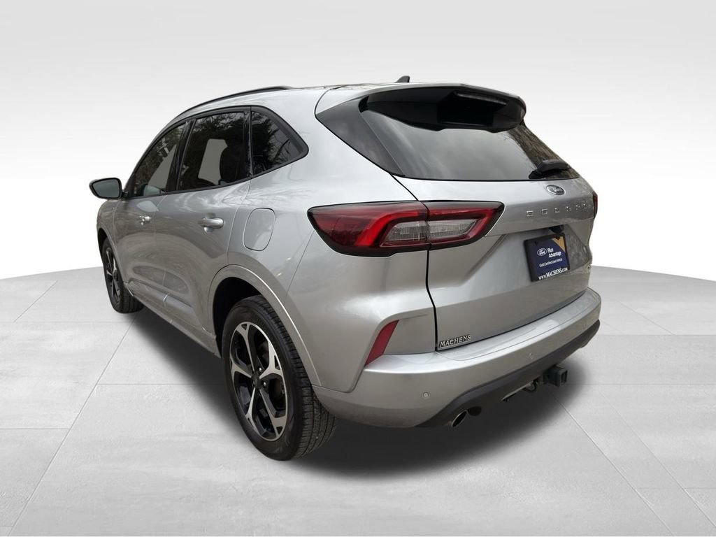 Certified 2023 Ford Escape ST-Line Select w/ Tech Pack #2 image 5