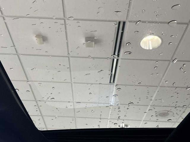 Certified 2023 Ford F150 Lariat w/ Equipment Group 502A High image 18