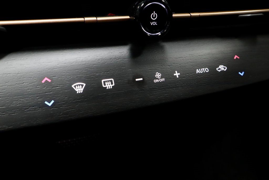 Used 2024 Nissan Ariya ENGAGE image 33