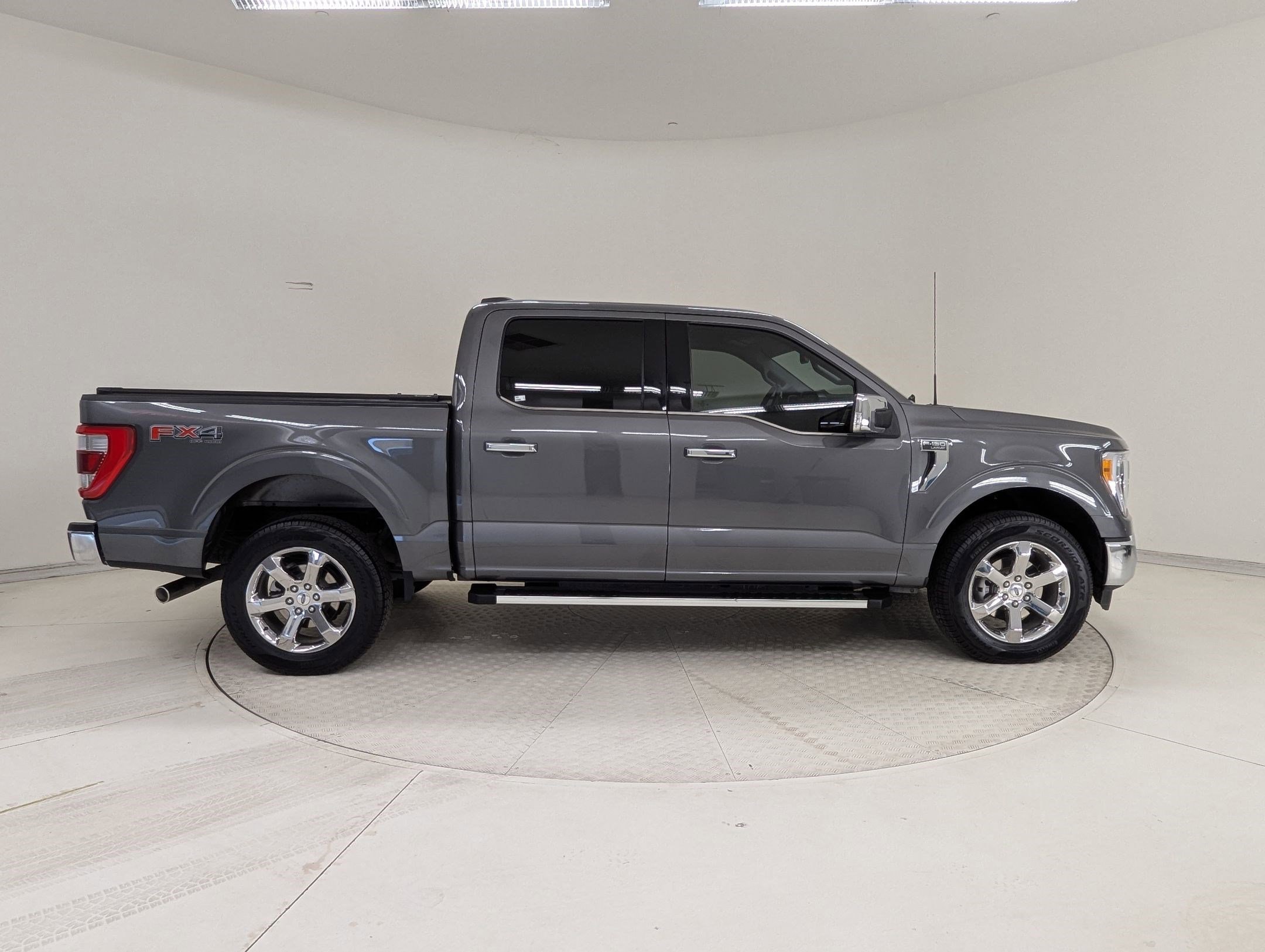 Certified 2023 Ford F150 Lariat w/ FX4 Off-Road Package image 6