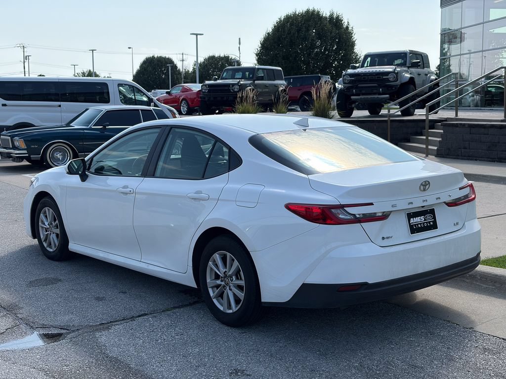 Used 2025 Toyota Camry LE FWD image 4