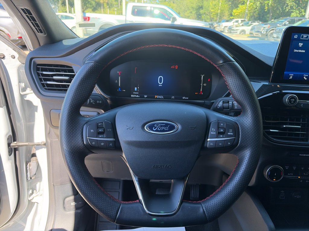 Certified 2025 Ford Escape ST-Line FWD image 6
