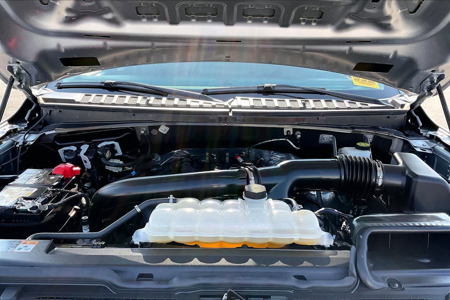Certified 2024 Ford Expedition XLT RWD image 28