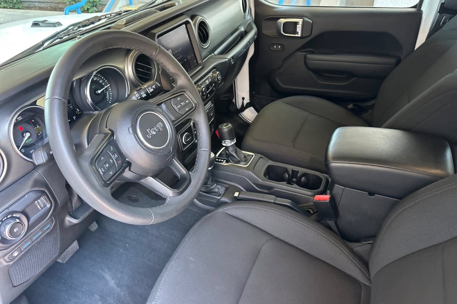 Used 2023 Jeep Wrangler Unlimited w/ 8.4" Radio Group AWD/4WD image 11