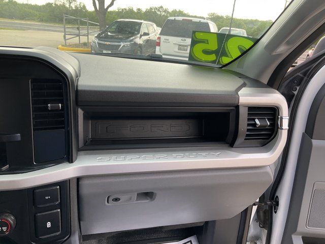 Certified 2025 Ford F250 XL w/ FX4 Off-Road Package AWD/4WD image 23