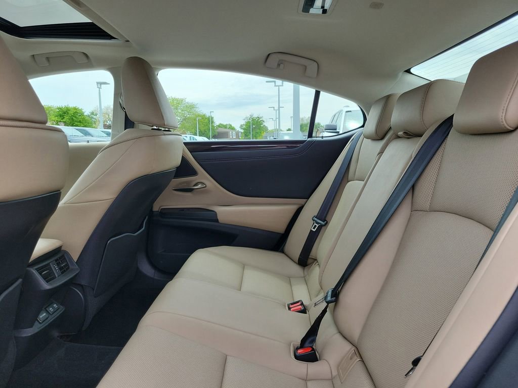 Used 2019 Lexus ES 350 w/ Premium Package FWD image 14