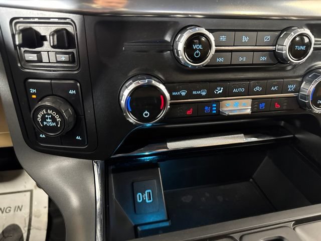 Certified 2021 Ford F150 Lariat w/ Max Trailer Tow Package AWD/4WD image 16