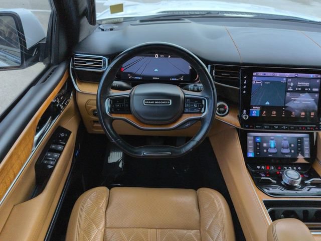 Used 2022 Jeep Grand Wagoneer Series III w/ Rear Seat Video Group 1 AWD/4WD image 17