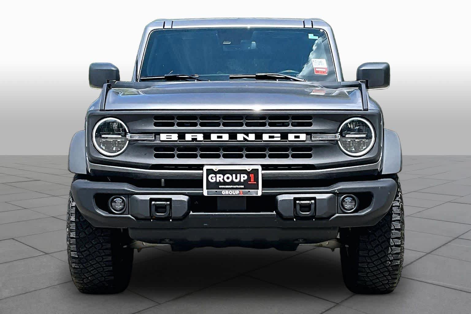Certified 2023 Ford Bronco Black Diamond w/ Sasquatch Package AWD/4WD image 4