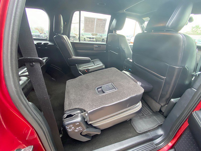 Certified 2017 Ford Expedition EL Platinum image 50