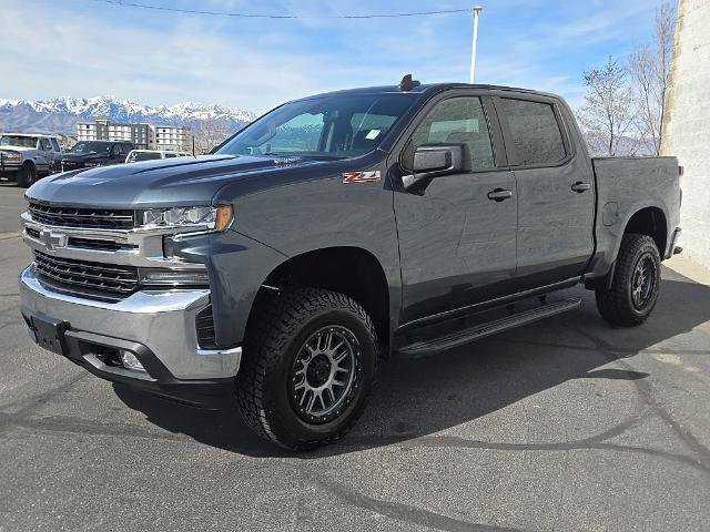 Used 2021 Chevrolet Silverado 1500 LT w/ Z71 Off-Road Package image 2