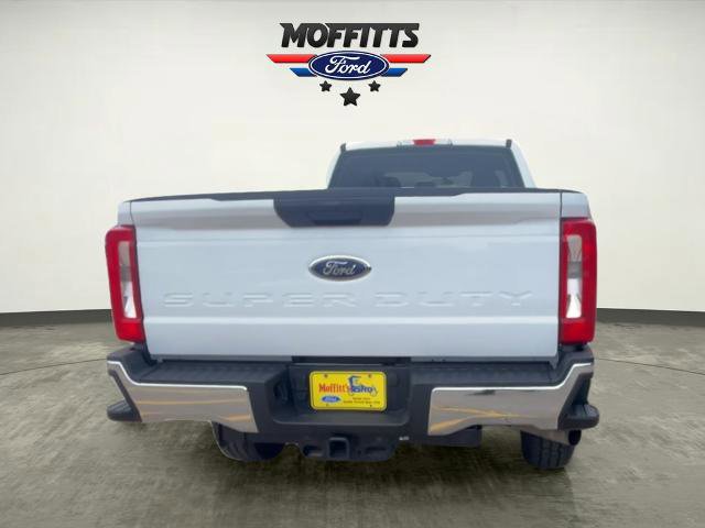 Certified 2023 Ford F250 XL w/ XL Chrome Package image 4