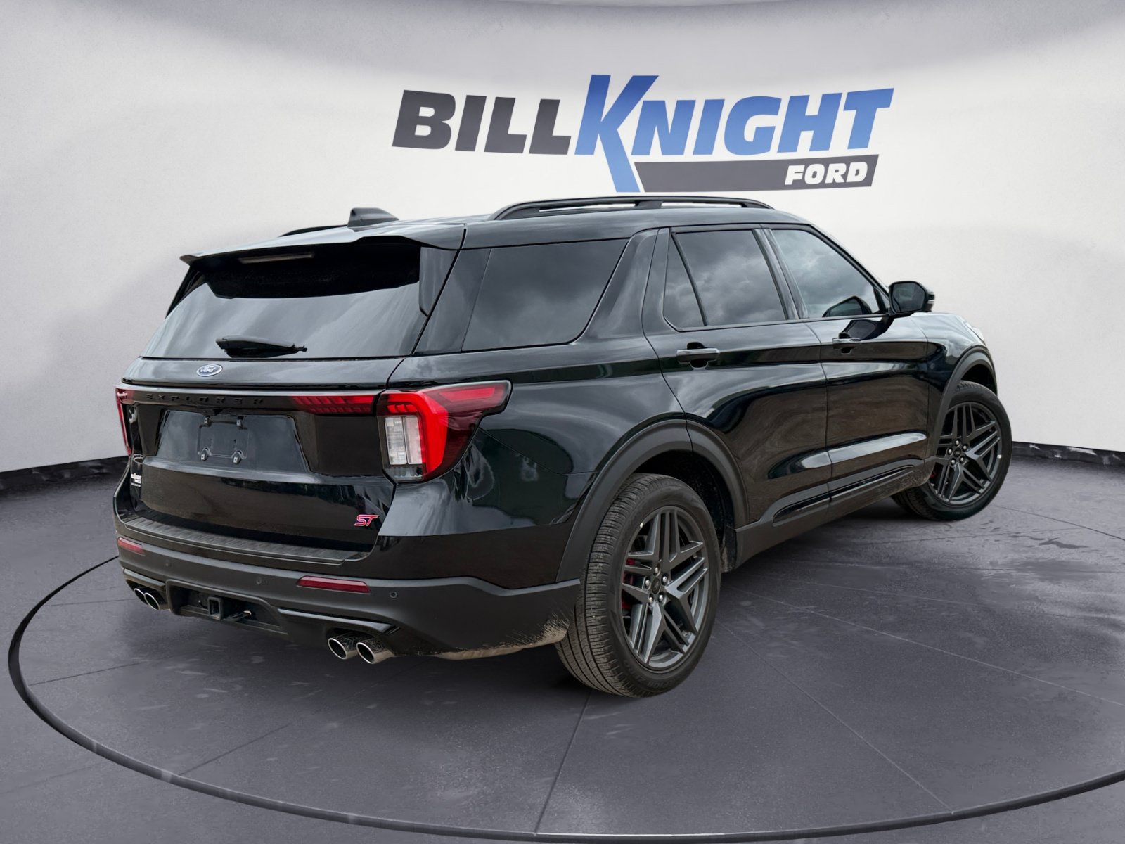 Certified 2026 Ford Explorer ST AWD/4WD image 5