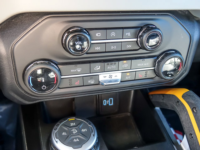 Certified 2022 Ford Bronco Badlands AWD/4WD image 18