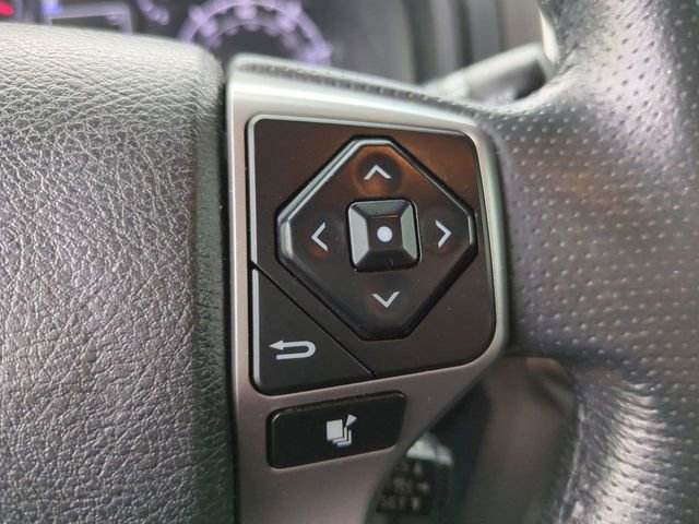 Used 2021 Toyota 4Runner SR5 AWD/4WD image 25