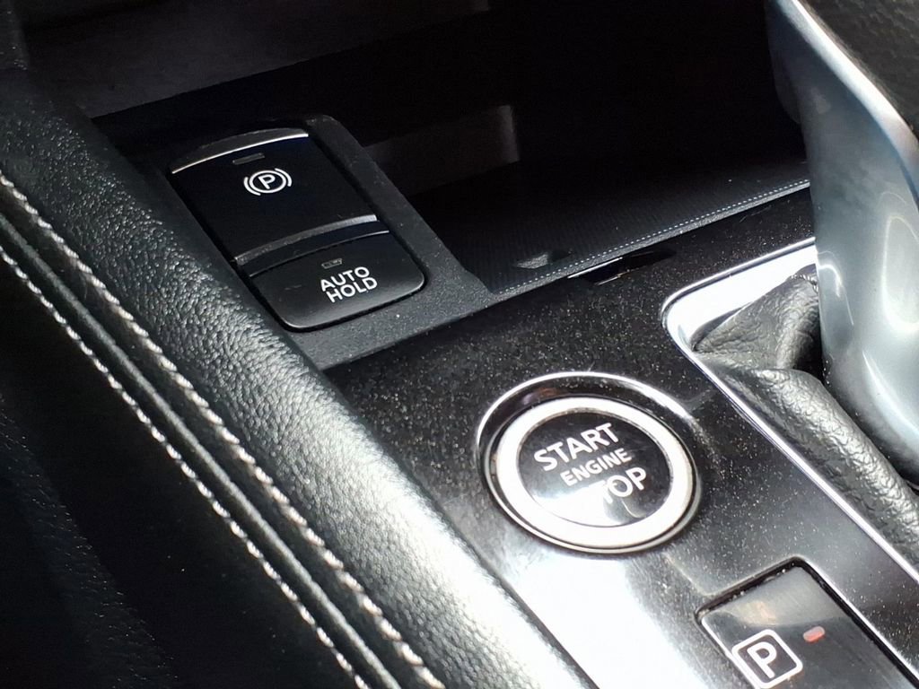 Used 2024 Nissan Kicks SV image 20