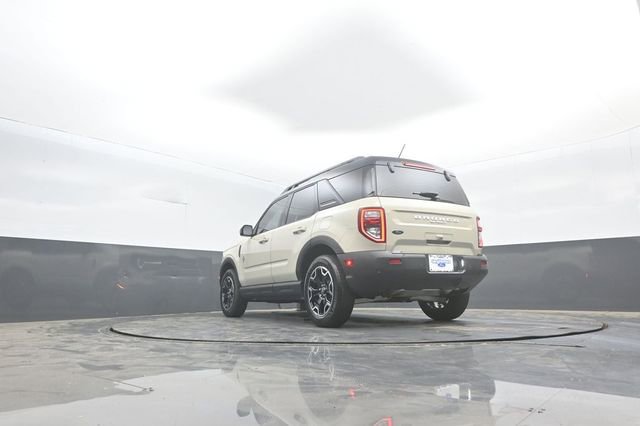 Certified 2025 Ford Bronco Sport Outer Banks AWD/4WD image 36