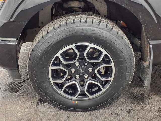 Certified 2021 Ford F150 XLT w/ Equipment Group 302A High image 31