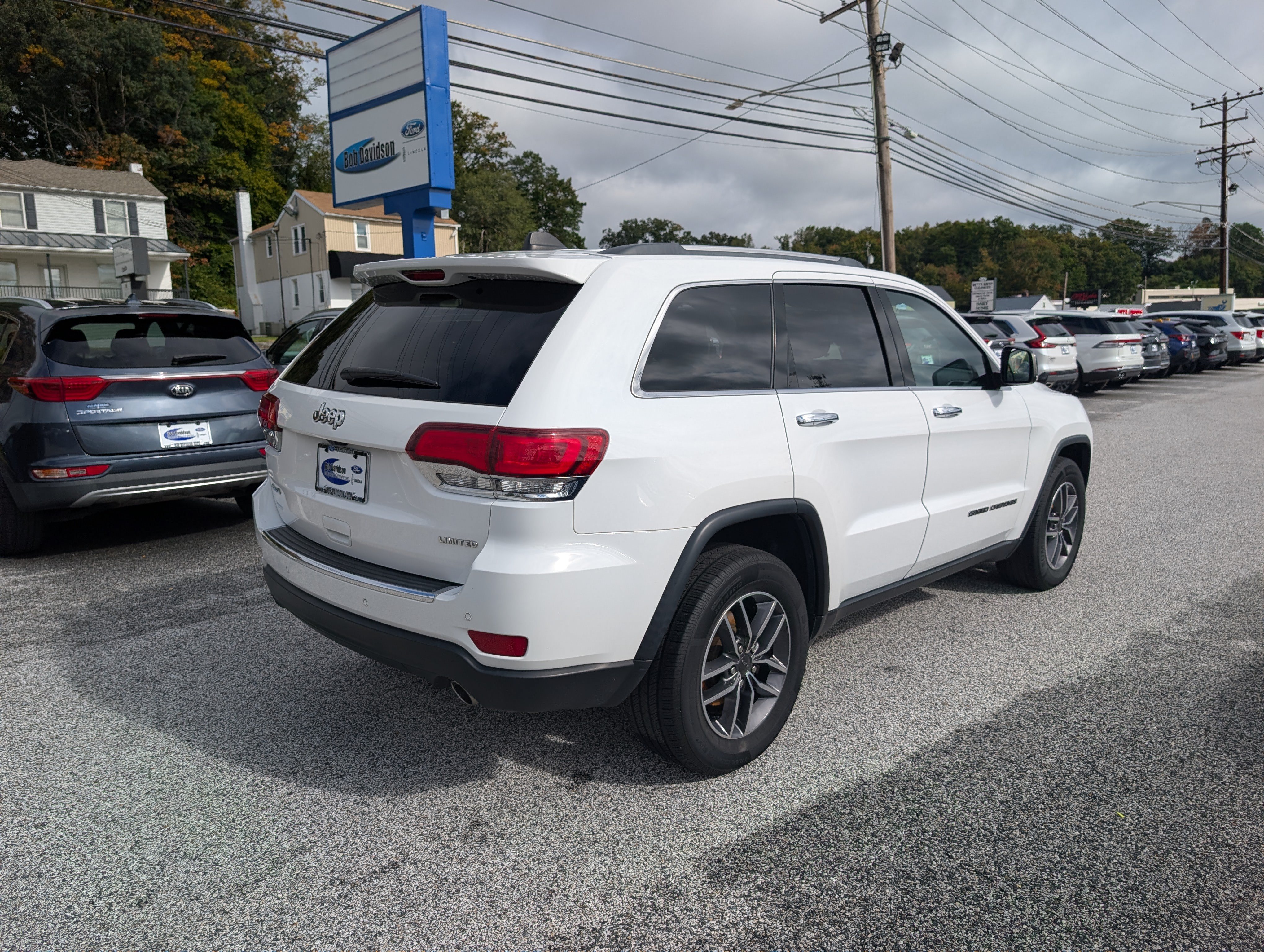 Used 2020 Jeep Grand Cherokee Limited AWD/4WD image 7