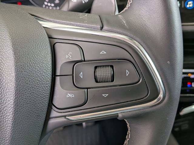 Used 2023 Buick Envision Essence w/ Technology Package I image 17