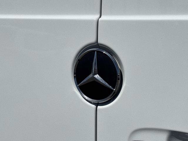Used 2025 Mercedes-Benz Sprinter 2500 image 25