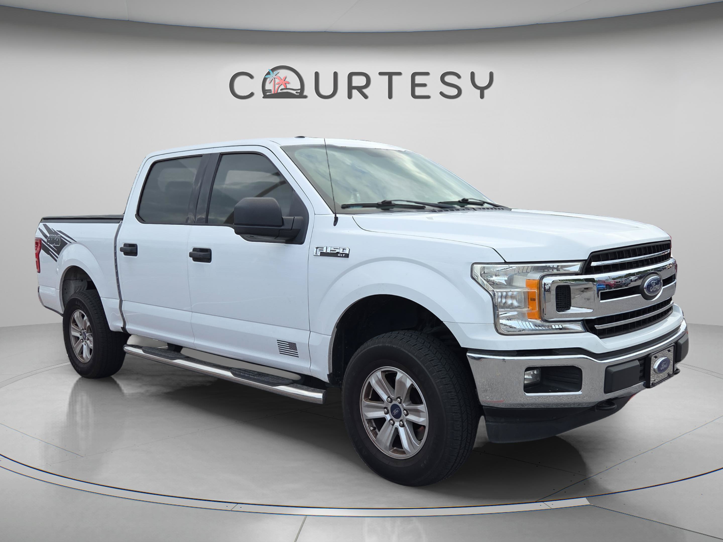 Certified 2018 Ford F150 XLT AWD/4WD image 3