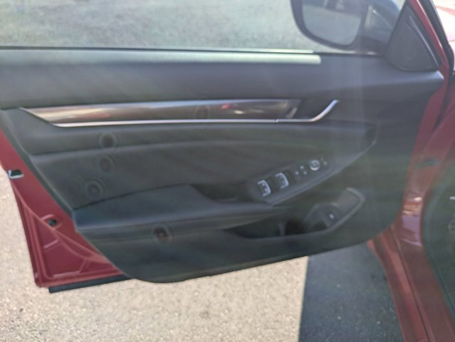 Used 2021 Honda Accord Sport image 12