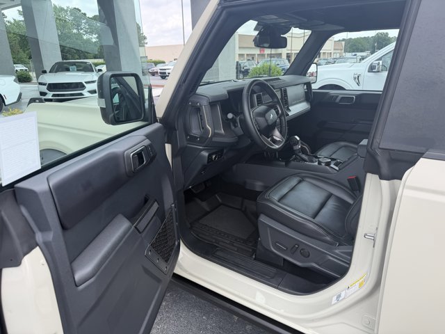 Certified 2025 Ford Bronco Badlands w/ Matte Film Protection Package AWD/4WD image 8