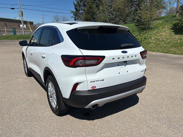 Certified 2023 Ford Escape Active w/ Tech Pack #2 image 3