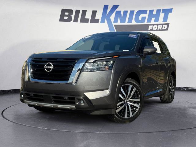 Used 2024 Nissan Pathfinder Platinum w/ Cargo Package