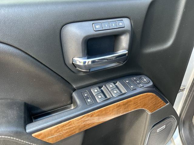 Used 2018 Chevrolet Silverado 1500 LTZ w/ Sport Package AWD/4WD image 10