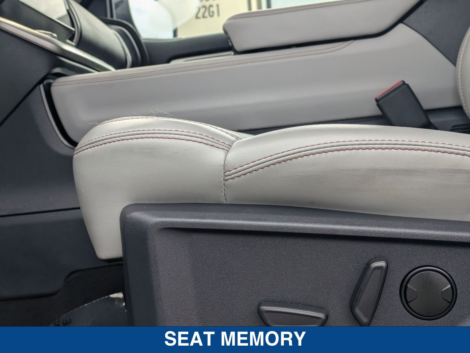 Certified 2025 Ford Expedition Active RWD image 26