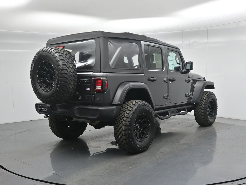 Used 2018 Jeep Wrangler Unlimited Sport image 23