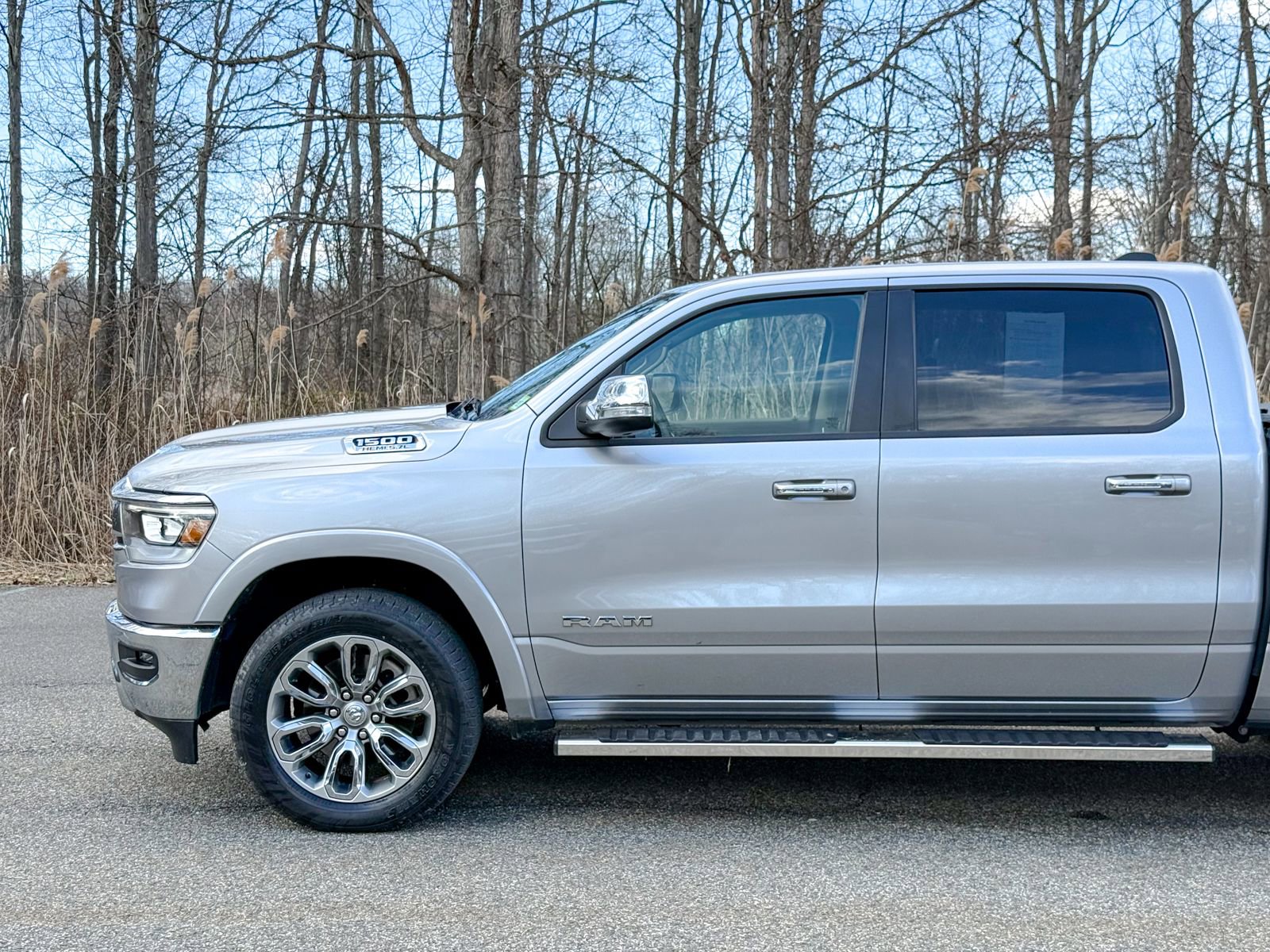 Used 2021 RAM 1500 Laramie AWD/4WD image 10