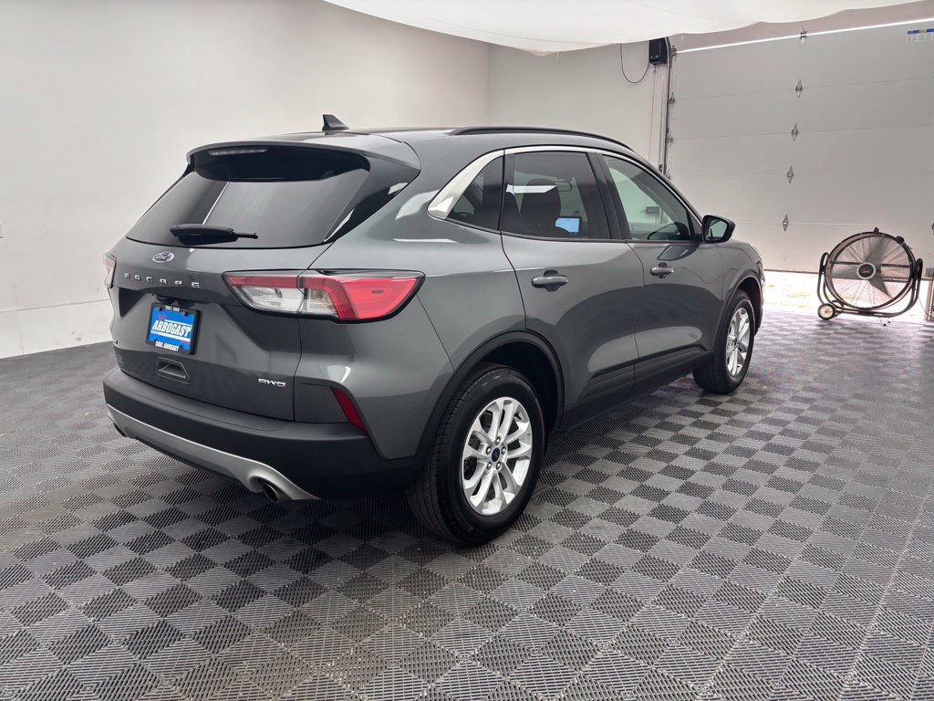 Certified 2022 Ford Escape SE w/ Convenience Package AWD/4WD image 8