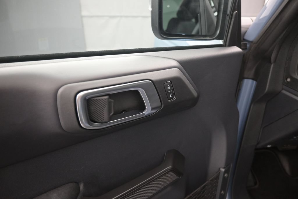 Certified 2025 Ford Bronco Badlands AWD/4WD image 15