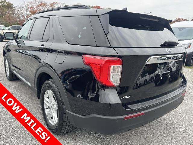 Certified 2022 Ford Explorer XLT image 4