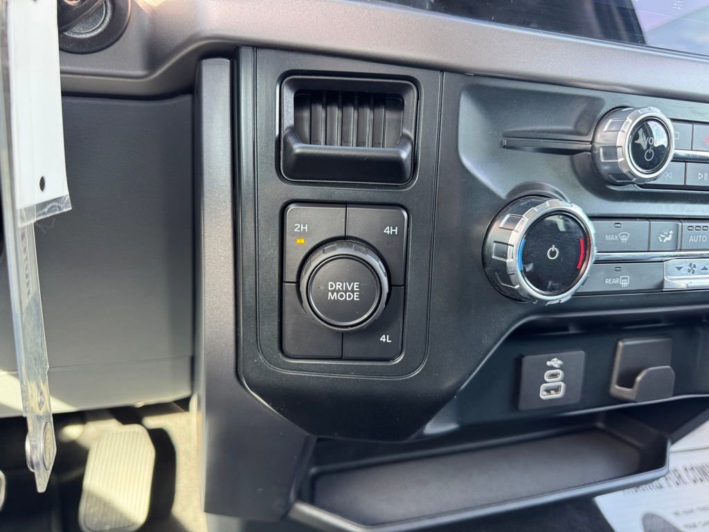 Certified 2025 Ford F150 XLT w/ Equipment Group 301A Standard image 22