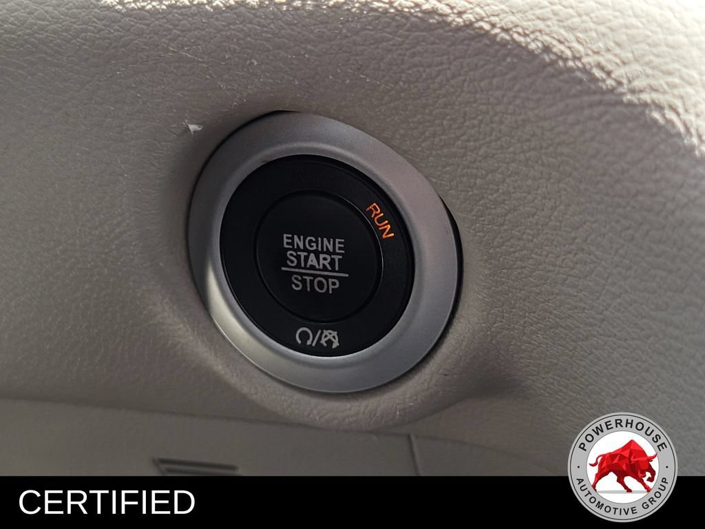 Used 2022 Chrysler Pacifica Touring-L FWD image 36