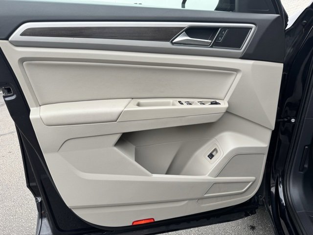 Used 2019 Volkswagen Atlas SE w/ Towing Package image 26