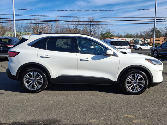 Certified 2022 Ford Escape SEL image 3