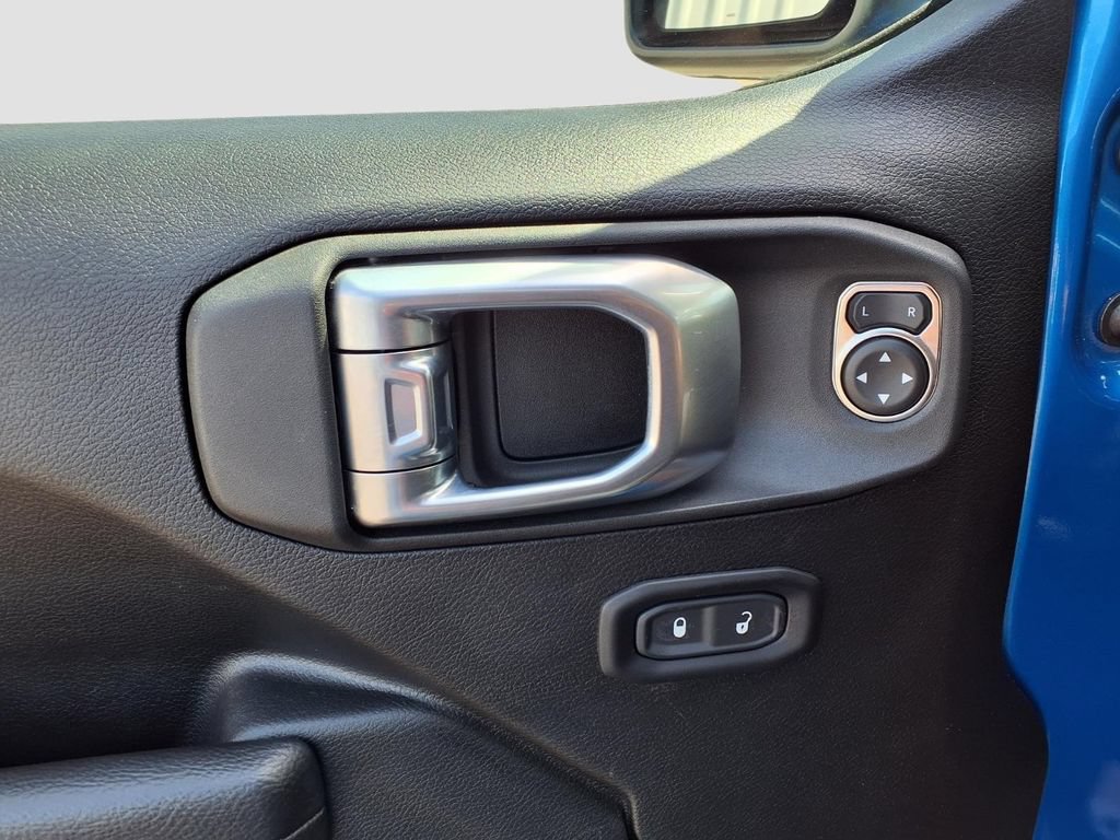 Used 2022 Jeep Wrangler Unlimited Sport AWD/4WD image 24