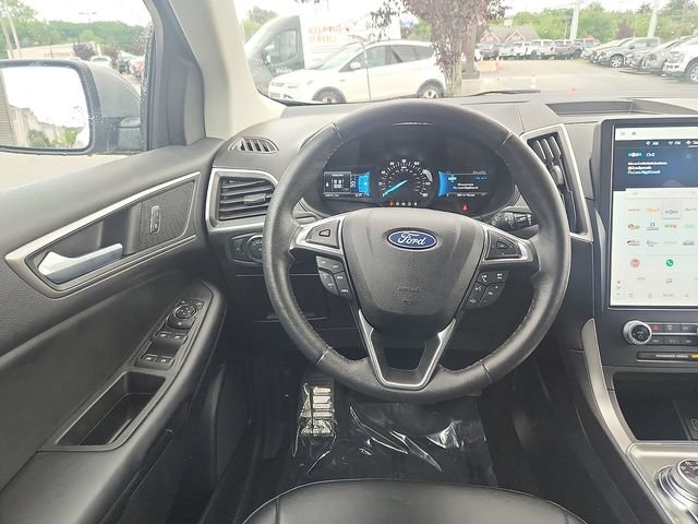Certified 2022 Ford Edge SEL w/ Convenience Package AWD/4WD image 9