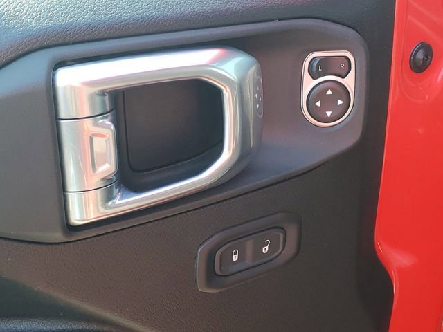 Used 2025 Jeep Wrangler Unlimited Rubicon w/ Convenience Group image 20