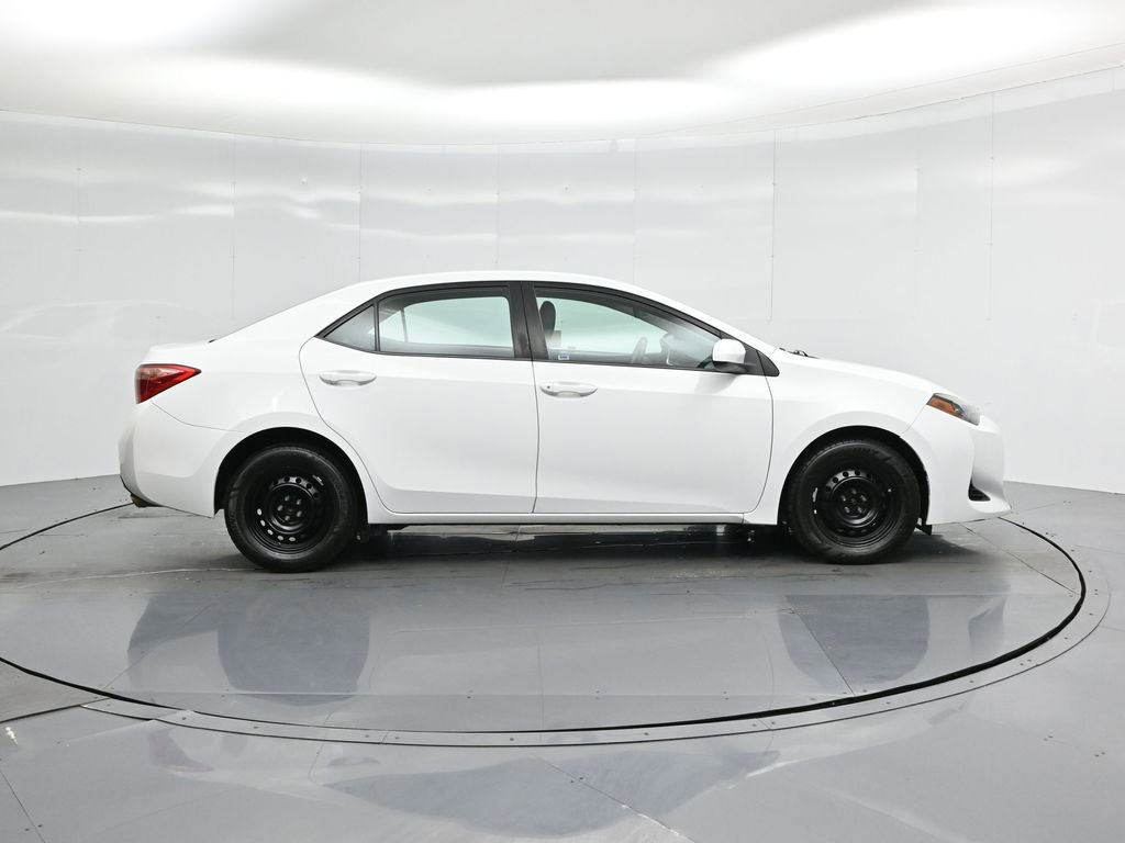 Used 2018 Toyota Corolla L image 8