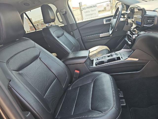 Certified 2024 Ford Explorer Limited AWD/4WD image 10