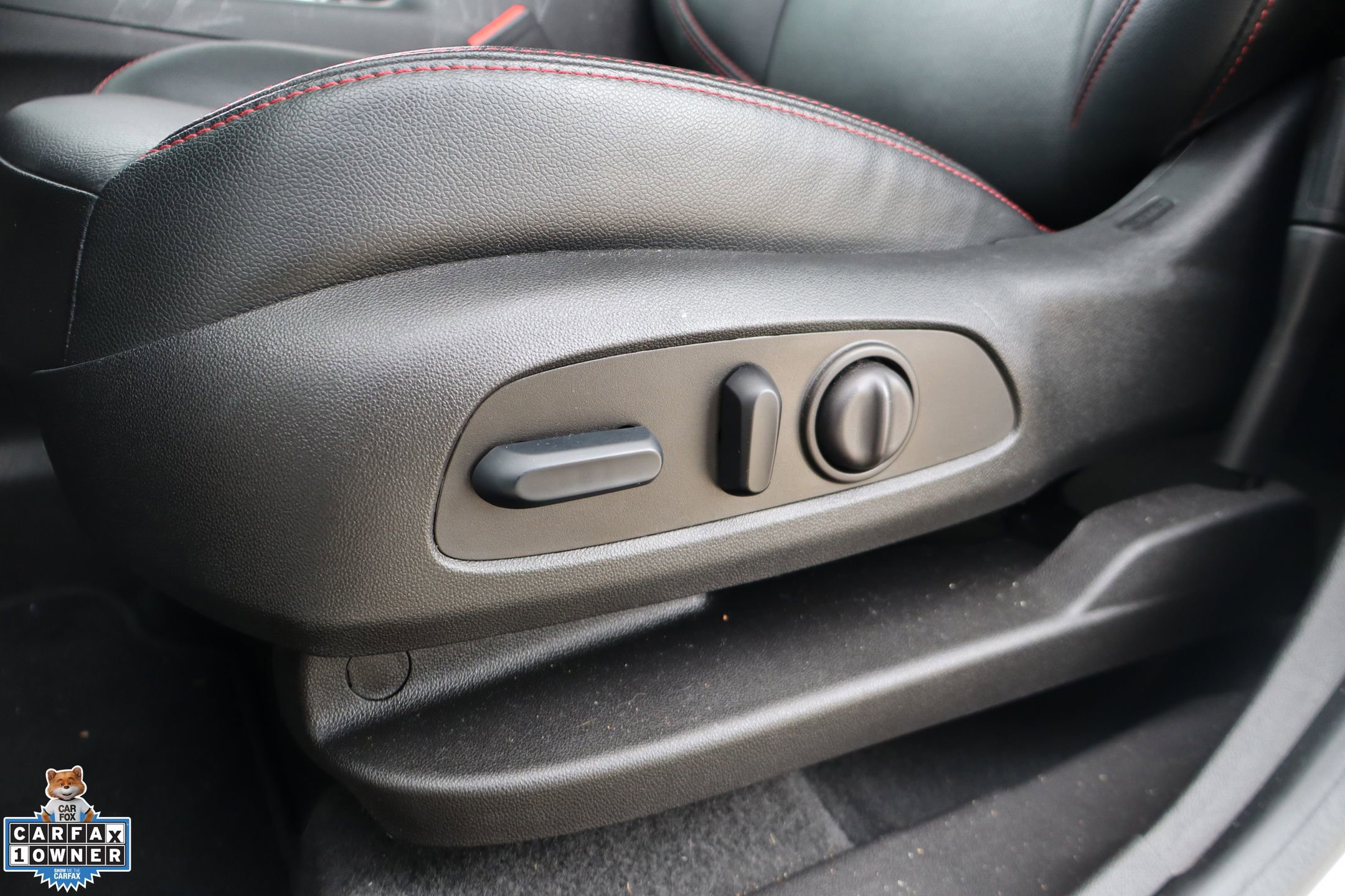 Used 2024 Chevrolet Equinox RS w/ RS Leather Package FWD image 14
