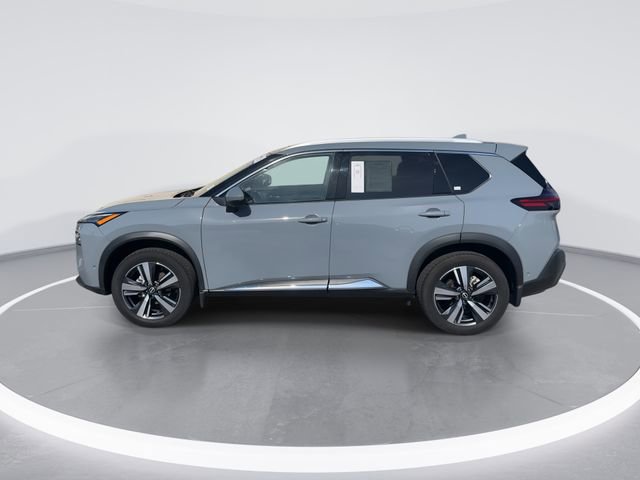 Used 2023 Nissan Rogue SL w/ SL Premium Package image 4